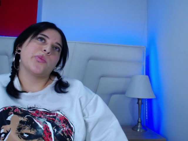 צילומי מסך משודרים queen077