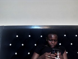 צ'אט וידאו ארוטי QUEENBEE25