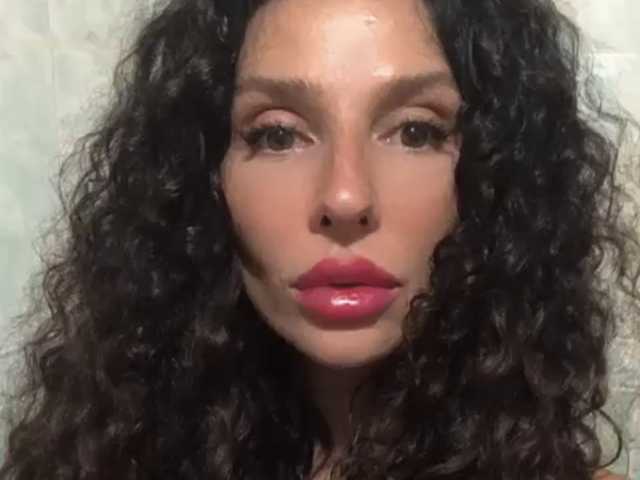 תמונה של הפרופיל Queenilatan