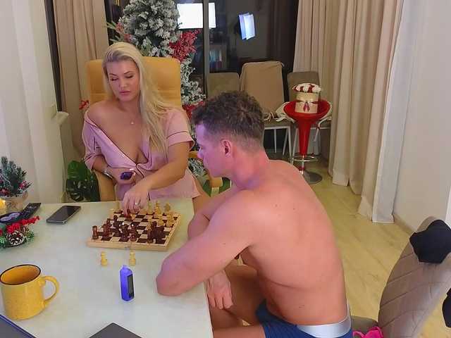 צילומי מסך משודרים RabbitsCouple