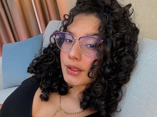 צ'אט וידאו ארוטי RachellJamess
