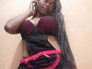 צ'אט וידאו ארוטי RaChine23