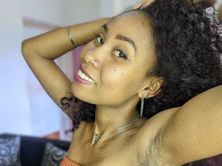 צ'אט וידאו ארוטי Radjinie