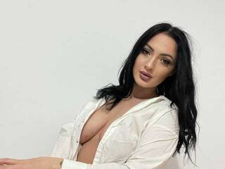 צ'אט וידאו ארוטי RaisaSalvis