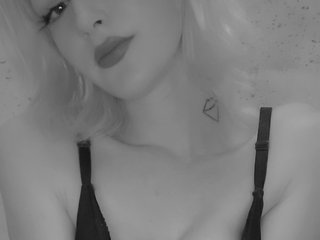 צ'אט וידאו ארוטי Bbyhalo