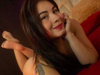 צ'אט וידאו ארוטי rarity-xoxo