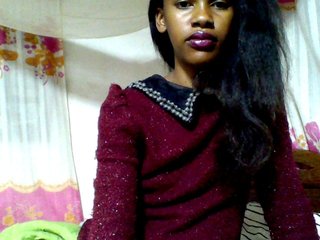 צ'אט וידאו ארוטי RayahHot