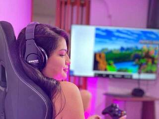 צ'אט וידאו ארוטי RebecaDang