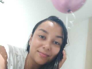 צ'אט וידאו ארוטי RebecaSimmons