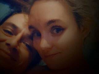 צ'אט וידאו ארוטי RebelandDust