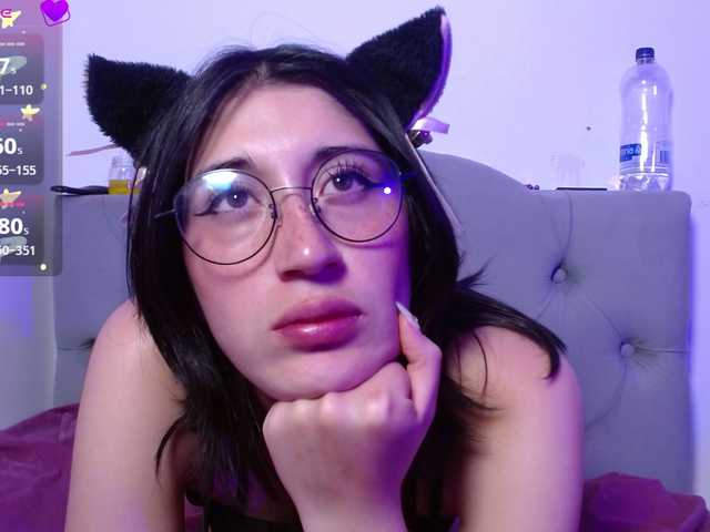 תמונות Red-moonn let's play with my delicious wet pussy [9999 tokens remaining]