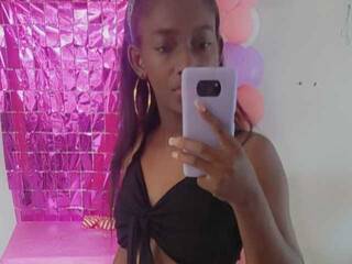 צ'אט וידאו ארוטי ReinaEstupina