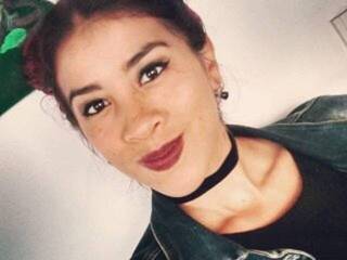 צ'אט וידאו ארוטי rennata