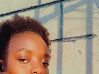 צ'אט וידאו ארוטי rhynah1