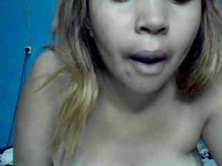 צ'אט וידאו ארוטי Rianah