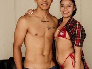 צ'אט וידאו ארוטי Rick-and-Caro