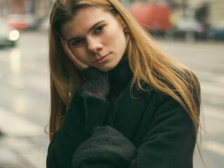 צ'אט וידאו ארוטי RileyReid18