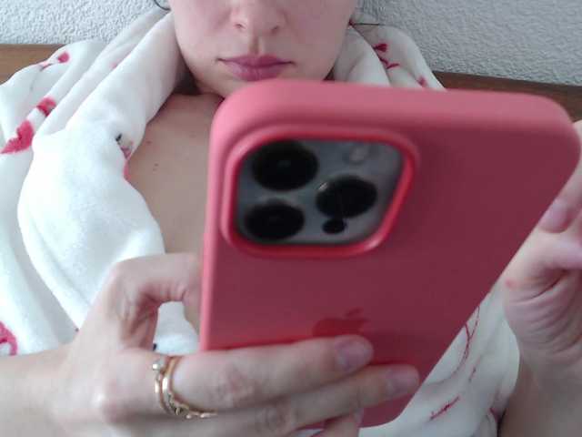 צילומי מסך משודרים Tifffannny