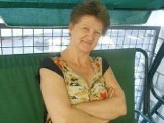 צ'אט וידאו ארוטי rina51