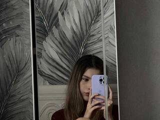 צ'אט וידאו ארוטי MysticalLola