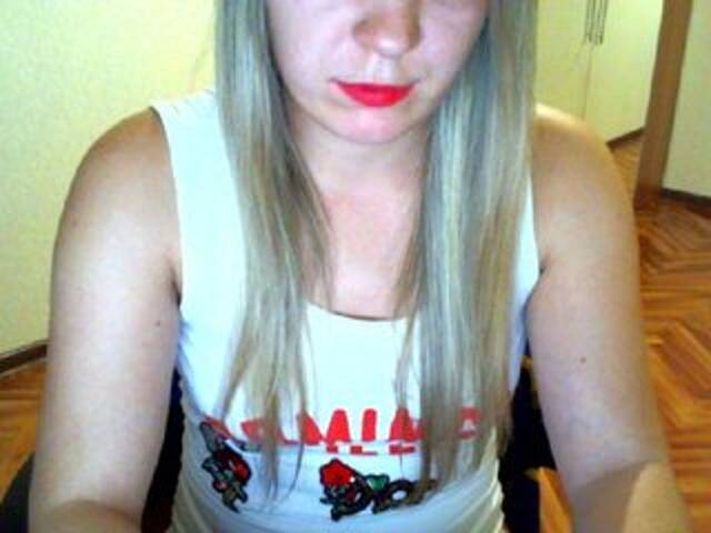 צילומי מסך משודרים Your_Girl23