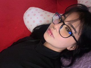 צ'אט וידאו ארוטי Robinwai2