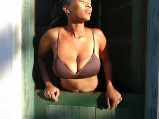 צ'אט וידאו ארוטי Rocheny