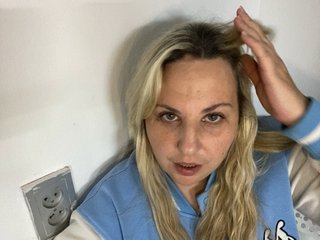 צ'אט וידאו ארוטי Roksi-8