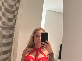 צ'אט וידאו ארוטי Rosalliaa