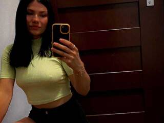 צ'אט וידאו ארוטי RoseHotty