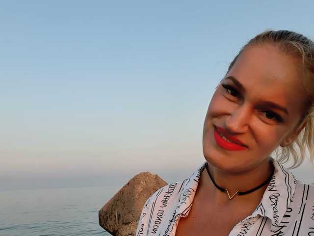 תמונה של הפרופיל Roselyn25