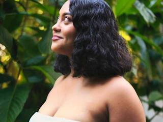 צ'אט וידאו ארוטי Rossyann