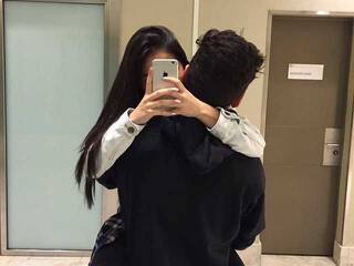 צ'אט וידאו ארוטי RousiieBoness1