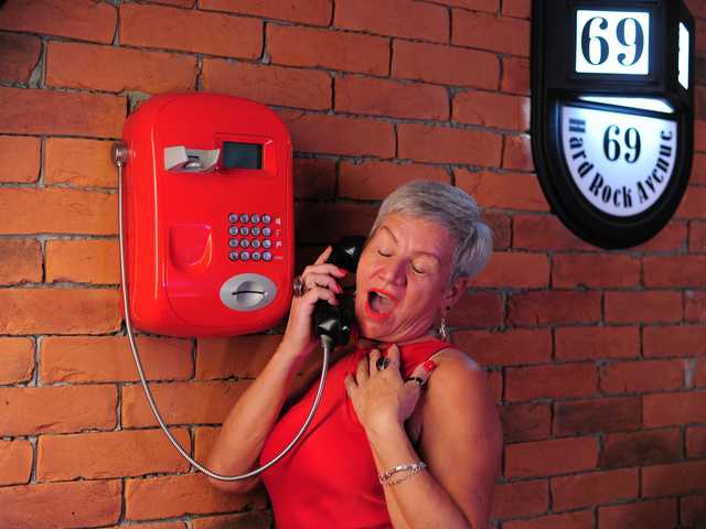 תמונה של הפרופיל roxana-brooks