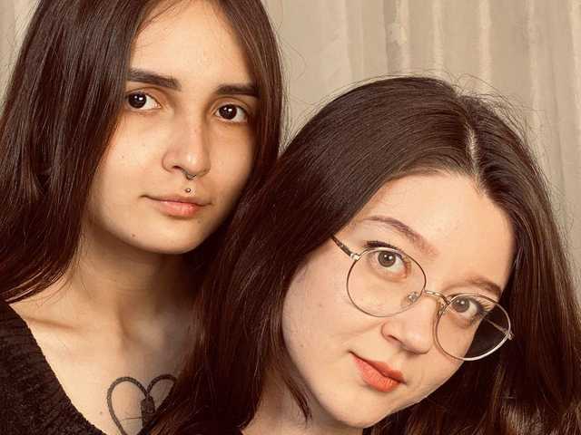 תמונה של הפרופיל RoxanaEmmie