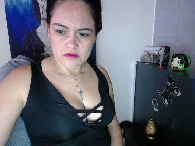 צילומי מסך משודרים RoxaneFox