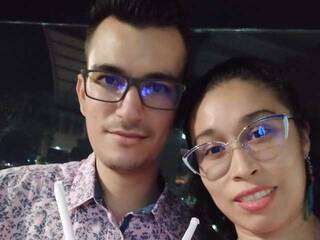 צ'אט וידאו ארוטי RoxiSaul