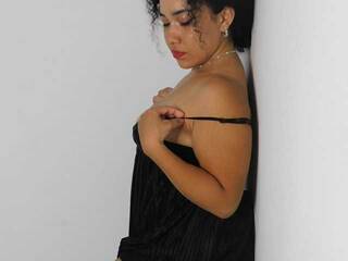 צ'אט וידאו ארוטי Roxy-010