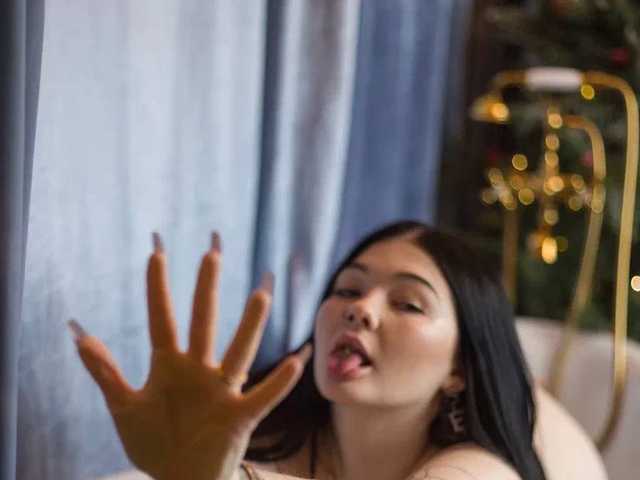 תמונה של הפרופיל Roxy-hot