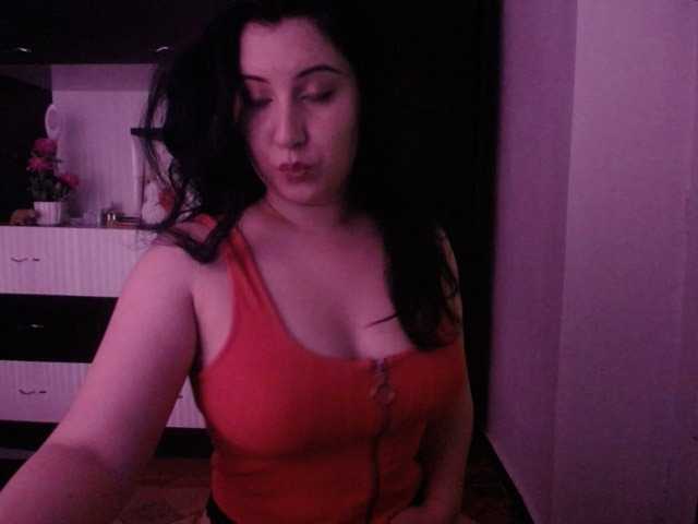 תמונות roxy4u #privat#naked#brunete#hot#dance