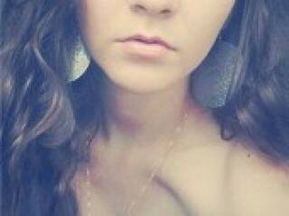 צ'אט וידאו ארוטי runetohka69