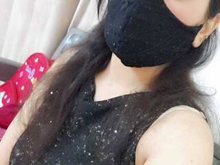 צ'אט וידאו ארוטי Sairakhan95