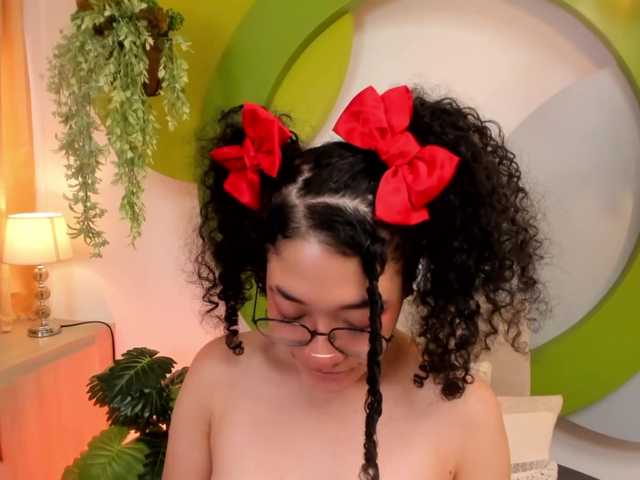 צילומי מסך משודרים SakuraMillk