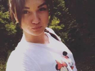 צ'אט וידאו ארוטי sallyazure