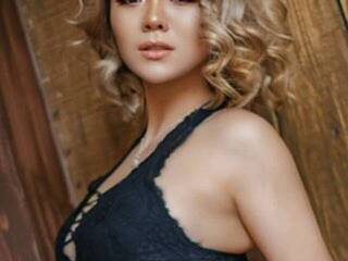 צ'אט וידאו ארוטי SallyBloom