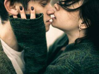 צ'אט וידאו ארוטי Saloreya