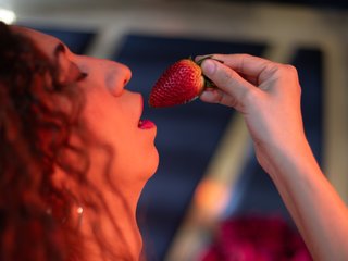 צ'אט וידאו ארוטי SamantaMilff