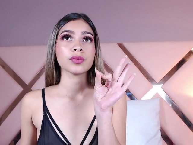 צילומי מסך משודרים SamantaParker