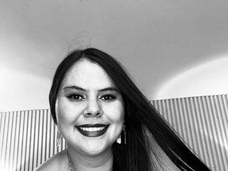 צ'אט וידאו ארוטי Samantha--kiss