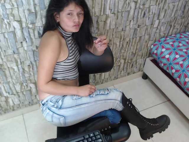 צילומי מסך משודרים SAMANTHAA18